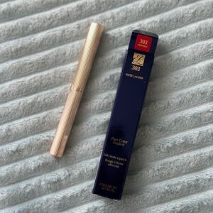 Estee lauder Pure Color Explicit Silk Matte Lipstick